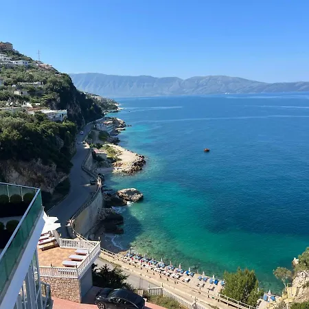 Sea View Apartment Vlorë